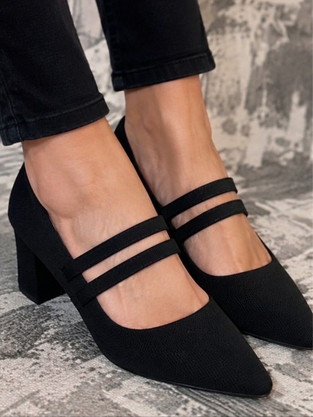 Black Pointed-Toe Mary Jane Block Heel Pumps